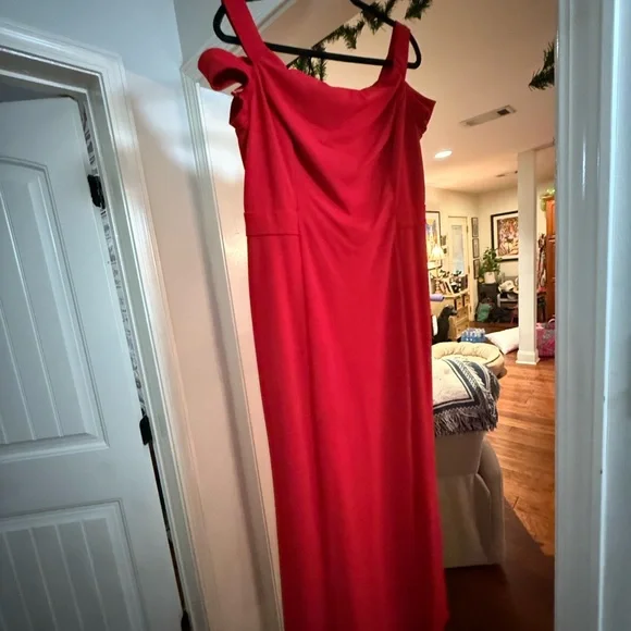 LAUREN by Ralph Lauren Elegant Red Off-Shoulder Evening Gown size 18 - Picture 2 of 9